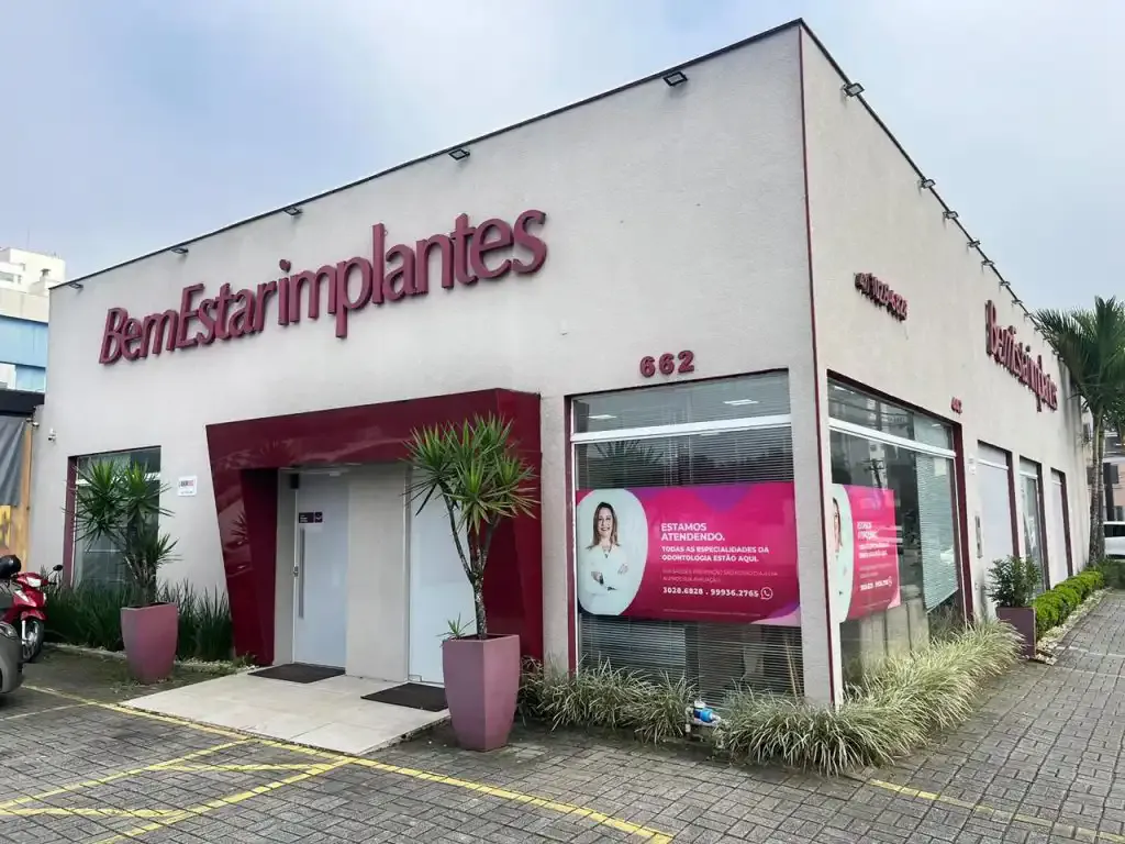 Interior da Clínica BemEstar Implantes em Joinville